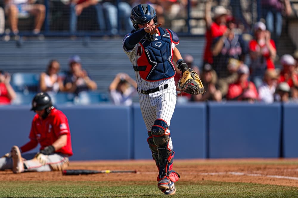 Blake McDonald catching for Arizona